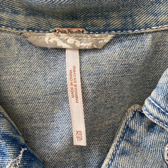Free people denim jacket - Picture 3 of 3